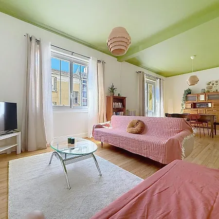 아파트 Spacieux Et Confort Avec Balcon 클레르몽페랑