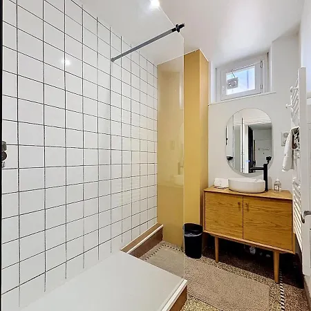 아파트 Spacieux Et Confort Avec Balcon 클레르몽페랑